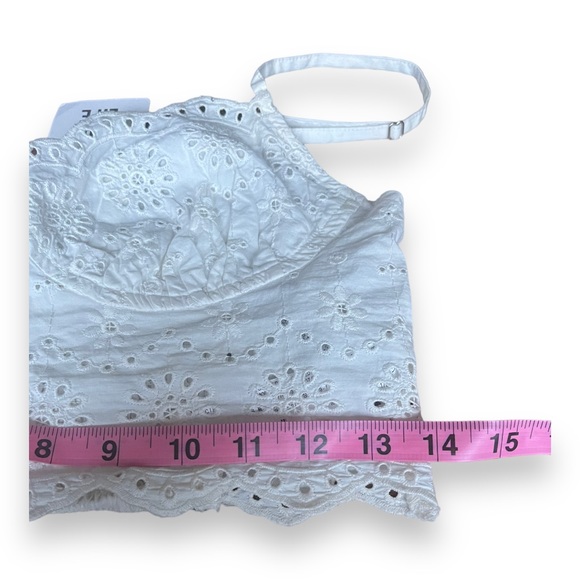 Bershka Swiss Embroidered Tank Top Bralette in White - Picture 13 of 14